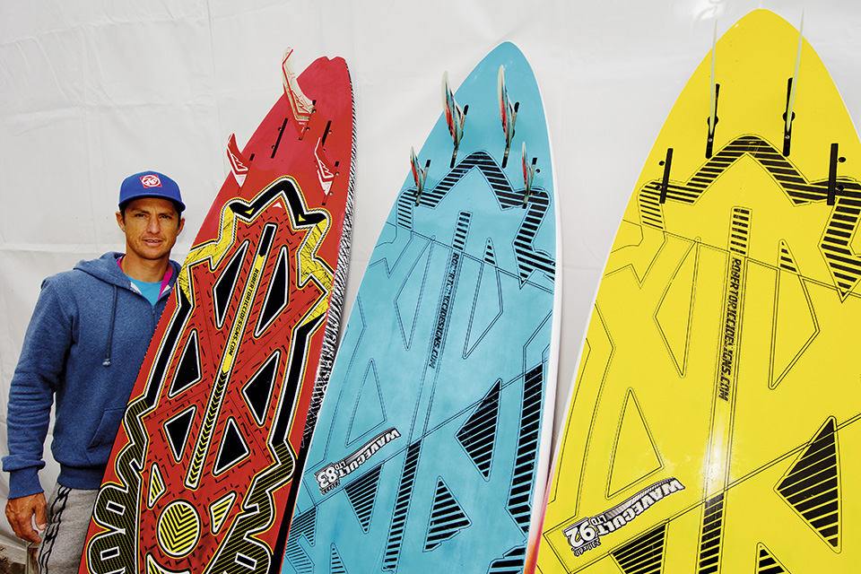 Windsurf MagazineWAVE FINS BUYER'S GUIDE Windsurf Magazine