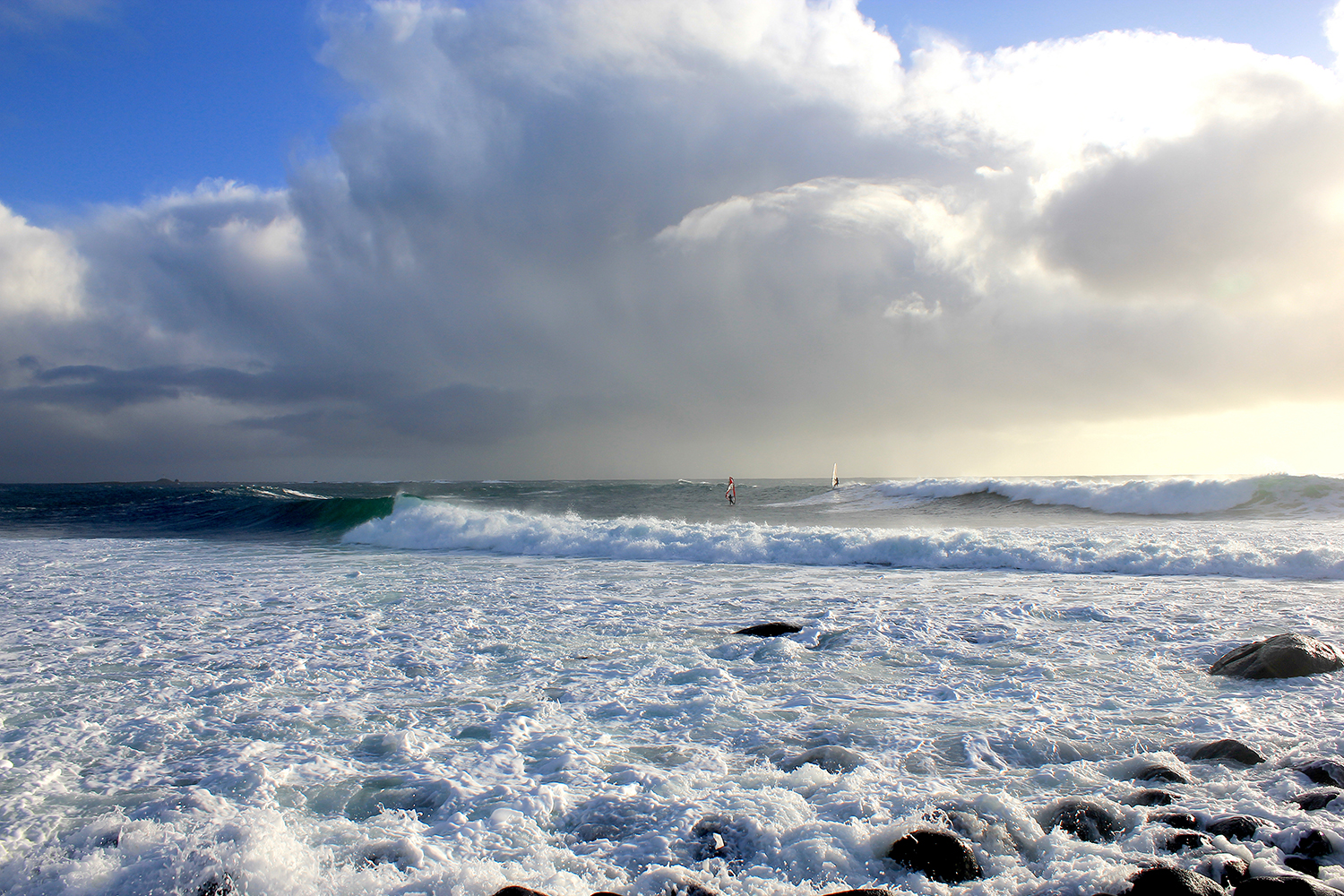 This Is Just Crazy!”: Surfer's Epic 360 on a Monstrous Wave Blows