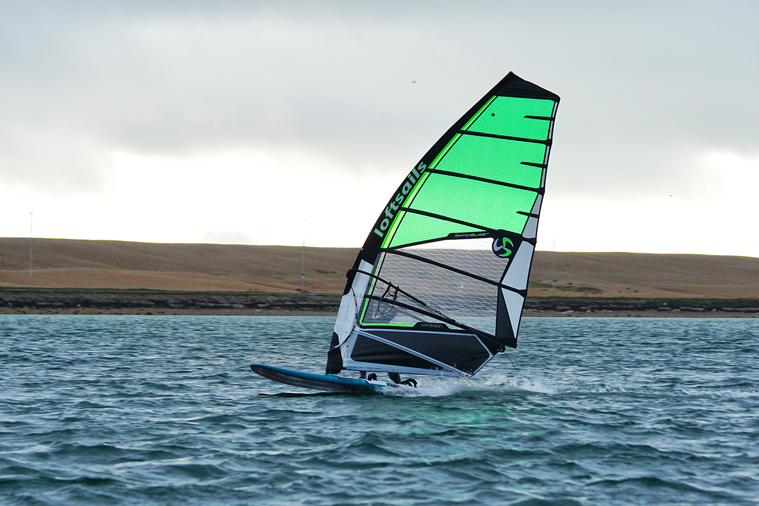 Windsurf MagazineLOFTSAILS SWITCHBLADE 7.8